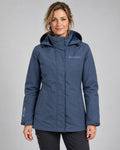 Frau trägt DEPROC LAVAL WOMEN Outdoorjacke in navy, Vorderansicht